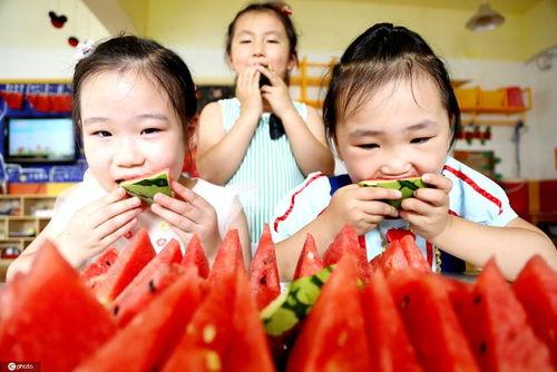 最新吃瓜娱乐,明星恋情曝光，幕后黑手竟是...  第1张